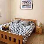 Roky Apartman Povljana