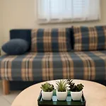 Roky Apartman Povljana