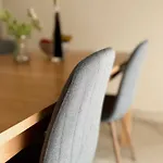 Roky Apartman *